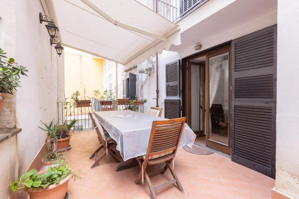 La Casa Del Principe A Colori Apartment Naples Exterior photo